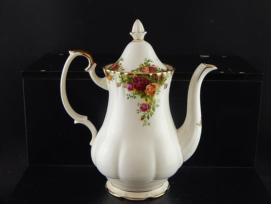 PORCELLANA ROYAL ALBERT VINTAGE TEIERA CAFFETTIERA OLD COUNTRY ROSES DIFETTO