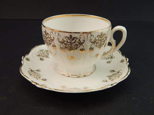 ANTICA TAZZA+PIATTINO FINE 800 PORCELLANA BIANCA DECORO ORO ZECCHINO M Z AUSTRIA