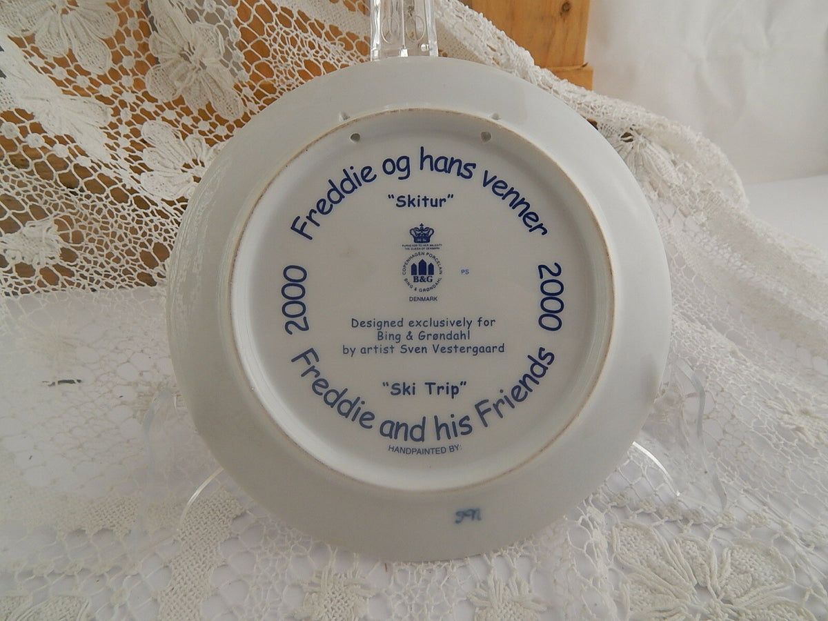 Piatto Freddie & His Friends nuovo con scatola originale