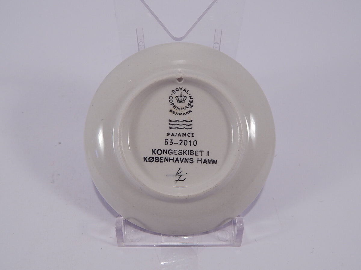 Plaquette N.53 Kongenskibet Kobenhavns Havn Royal Copenhagen porcellana autentica, 8cm