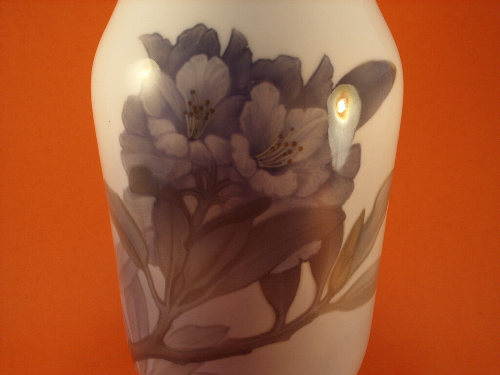 Royal Copenhagen porcellana Vaso Antico in Anni '20 cod 845/1217 d'antiquariato, cm 26