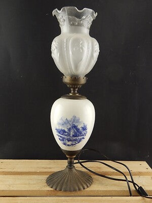 ANTICA LAMPADA O LUME DA TAVOLO PORCELLANA BIANCA OTTONE E TULIP IN VETRO