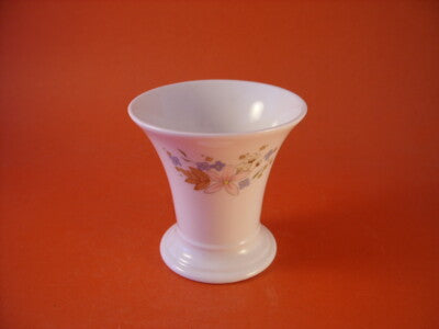 WEDGWOOD VASO "Meadow-Sweet"