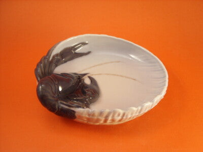 ROYAL COPENHAGEN POSACENERE IN PORCELLANA, "Aragosta"