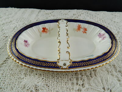 PORCELLANA ROYAL DOULTON ANTICO VASSOIO CESTINO DEL 1890 DIPINTO A MANO