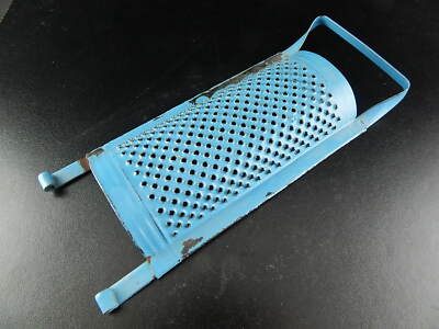 ANTICA RARA GRATTUGIA METALLO LATTA SMALTATA AZZURRA SHABBY CHIC COLLECTION