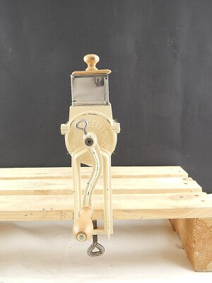 VINTAGE AUTENTICA GRATTUGIA A MANOVELLA DA TAVOLO STAHLREIBER 1/3