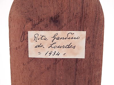 ANTICA ACQUASANTIERA IN LEGNO E BRONZO SOUVENIR DE LOURDES DEL1934 BENITIER