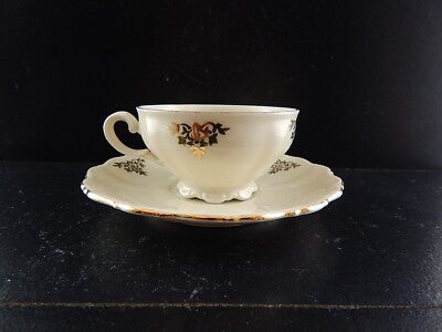 ANTICA TAZZA PIATTINO PORCELLANA AVORIO ORO BAVARIA SELTMANN THERESIA #3190