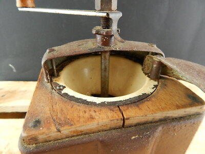 VINTAGE RARO ICONICO MACINA CAFFE' PEUGEOT FRERES LEGNO E LATTA COFFEE GRINDER