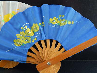 2 MINI VENTAGLI MADE IN PEOPLE'S REPUBLIC OF CHINA BAMBU’ META' DEL 900