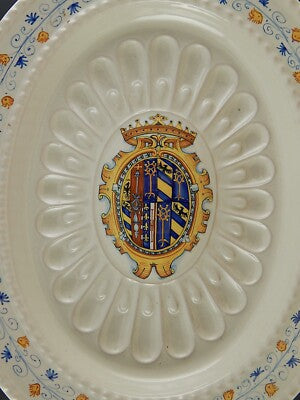 VINTAGE PIATTO OVALE VASSOIO MAIOLICA ITALIA CASTEL DURANTE DIPINTO MANO STEMMA