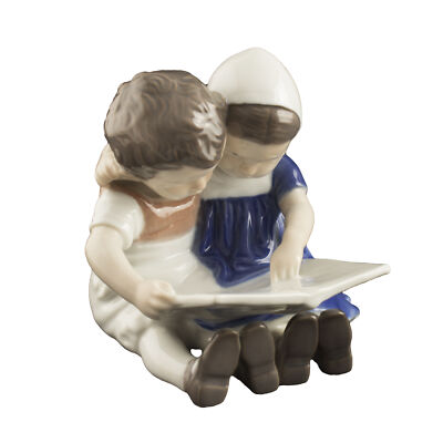 STATUINA PORCELLANA ROYAL COPENHAGEN BING&GRONDAHL "Bambini che Leggono"