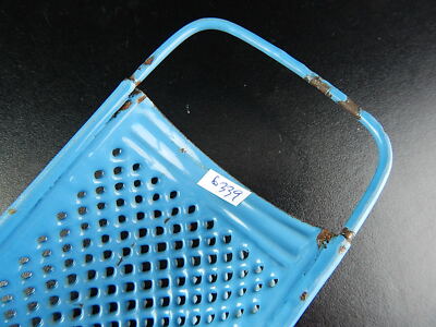 ANTICA RARA GRATTUGIA METALLO LATTA SMALTATA AZZURRA SHABBY CHIC COLLECTION 6339