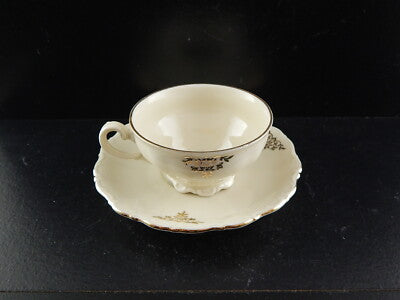 ANTICA TAZZA PIATTINO PORCELLANA AVORIO ORO ZECCHINO BAVARIA SELTMANN THERESIA
