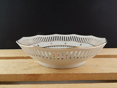 SCHUMANN BAVARIA PREZIOSO CENTROTAVOLA FRUTTIERA PORCELLANA TRAFORATA 1930