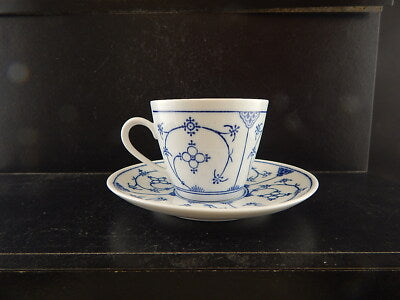 ANTICA TAZZA PORCELLANA MANIFATTURA TEDESCA KAHLA METÀ '900 BLUE FLUTED