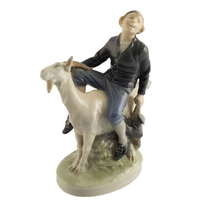 STATUINA PORCELLANA ROYAL COPENHAGEN "Ragazzo su Capra" 1228 ORIGINALE PRIMA SCE