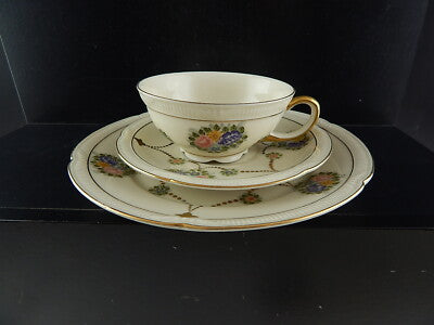 PREZIOSO RARO ANTICO TRIO TE' PORCELLANA ZEH SCHERZER DIPINTO A MANO 1949