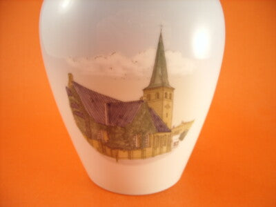 VASO ROYAL COPENHAGEN BING&GRONDAHL "Chiesa"