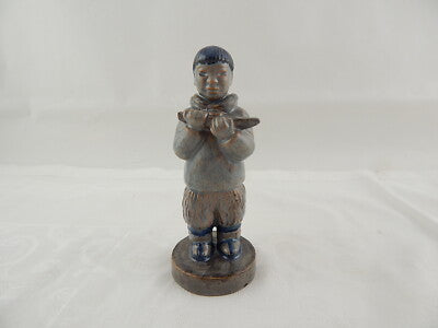 VINTAGE ANNI '60 ARNE INGDAM DENMARK ESKIMO BOY FIGURINE WITH KAJAK IN HIS HANDS