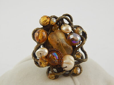 VINTAGE IMPORTANTE PREZIOSO ANELLO COCKTAIL METALLO PERLE PIETRE E CRISTALLI