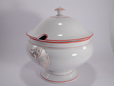 ANTICA ZUPPIERA CENTROTAVOLA PORCELLANA CERAMICA VILLEROY&BOCH METTLACH FINE 800