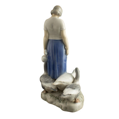 STATUINA PORCELLANA ROYAL COPENHAGEN BING&GRONDAHL "La Ragazza delle Oche" AXEL