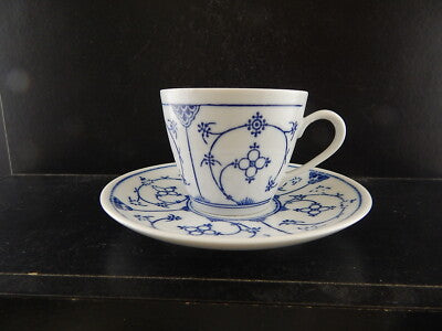 ANTICA TAZZA PORCELLANA MANIFATTURA TEDESCA KAHLA METÀ '900 BLUE FLUTED