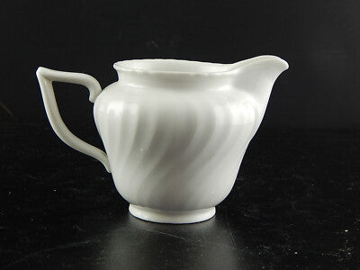 VINTAGE LATTIERA PORCELLANA BIANCA PROBABILE SELTMANN WEIDEN SENZA MARCHIO