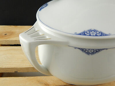 ANTICA ART DECO ZUPPIERA CENTROTAVOLA PORCELLANA BIANCA BLU CHODAU BOHEMIA