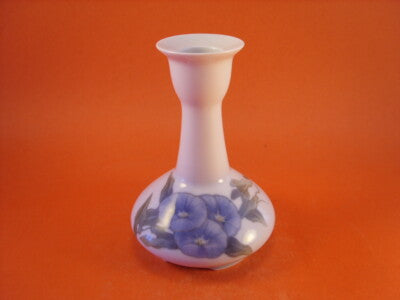 ROYAL COPENHAGEN PORTACANDELA IN PORCELLANA "Fiori Blu"