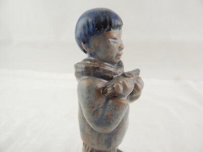 VINTAGE ANNI '60 ARNE INGDAM DENMARK ESKIMO BOY FIGURINE WITH KAJAK IN HIS HANDS