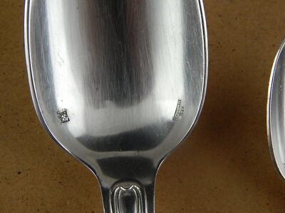 PREZIOSO ANTICO SERVIZIO POSATE TAVOLA ARGENTATE ARGENTAL 84 GR ARGENTO 37 PEZZI