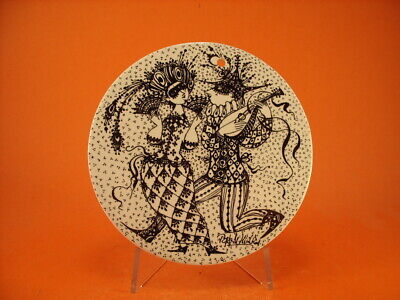 PLACCA DEL MESE CERAMICA NYMOLLE COPENHAGEN DI BJORN WIMBLAD FEBBRAIO "Maskerade