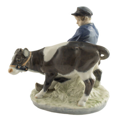 STATUINA PORCELLANA ROYAL COPENHAGEN "Ragazzo con Vitello" 772 ORIGINALE PRIMA S