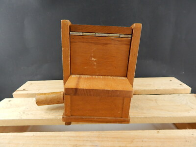 ANTICA AUTENTICA GRATTUGIA LEGNO CON MANOVELLA DA TAVOLO MADE IN ITALY