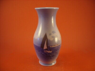 VASO ROYAL COPENHAGEN "Barca a Vela"