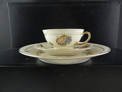 PREZIOSO RARO ANTICO TRIO TE' PORCELLANA ZEH SCHERZER DIPINTO A MANO 1949