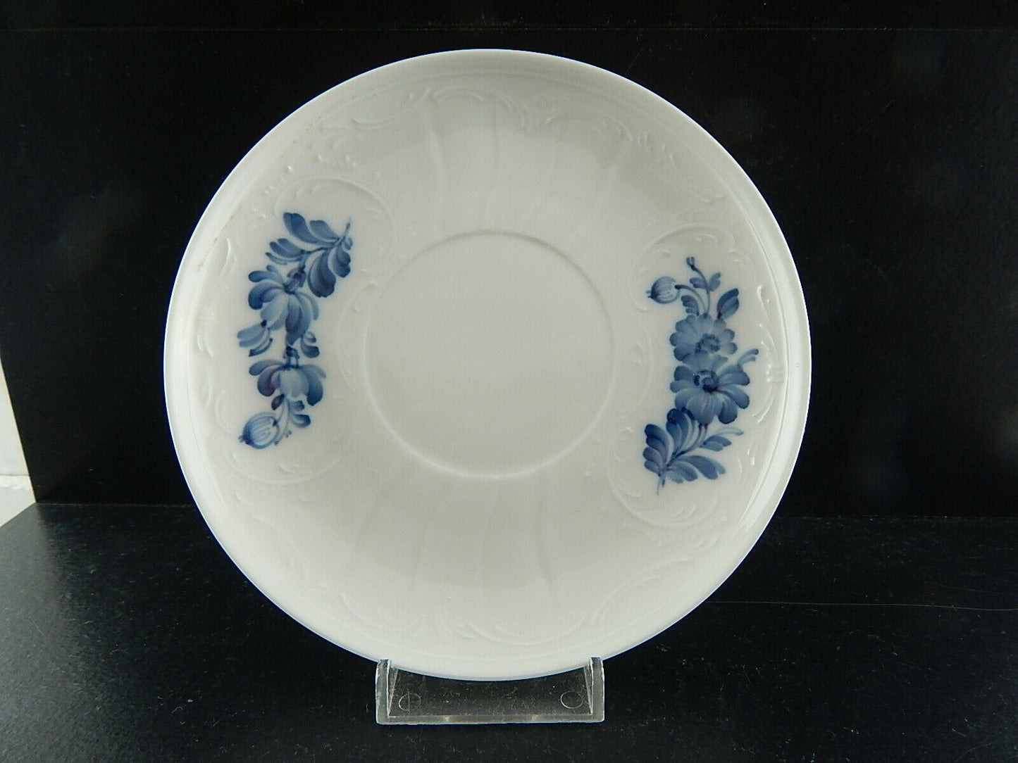 ROYAL COPENHAGEN PORCELLANA JULIANE MARIE FIORI BLU COPPIA TAZZE BRODO DIPINTE