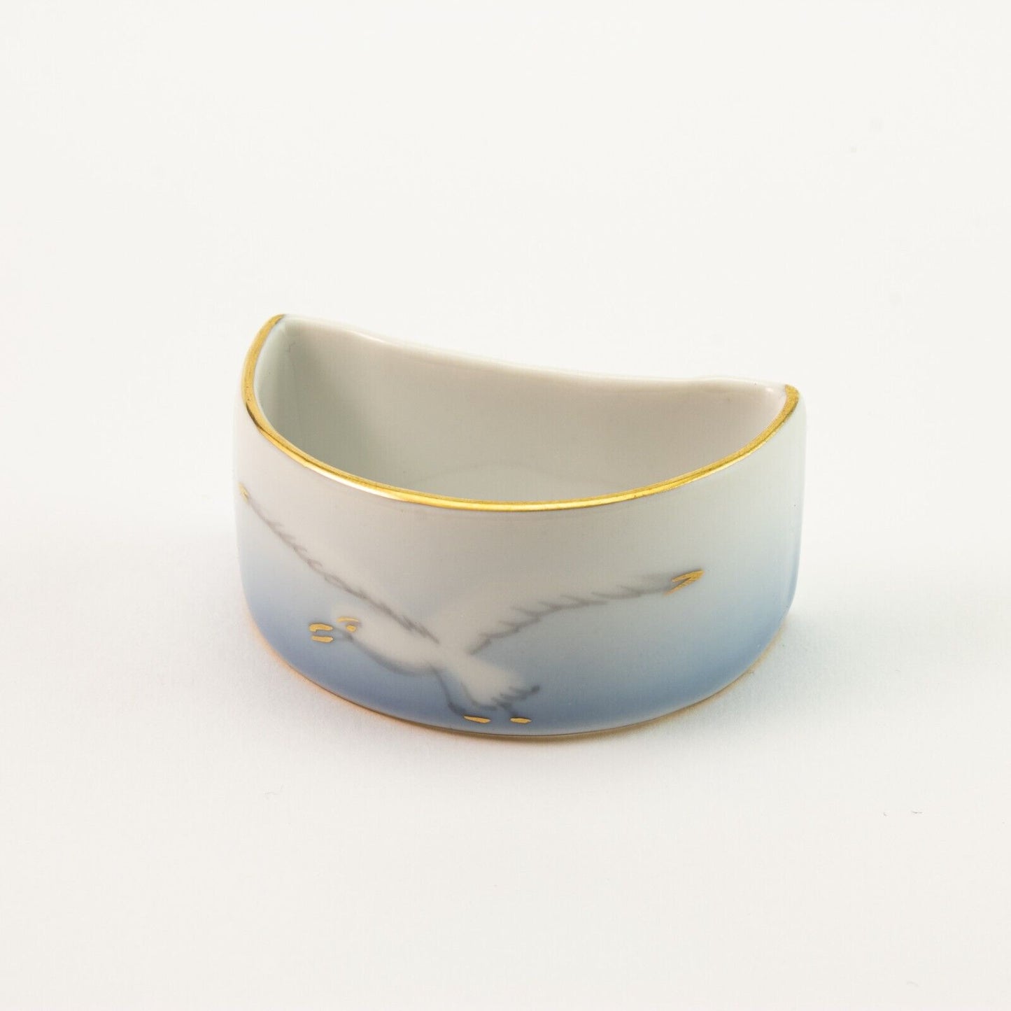 RARISSIMO PORTATOVAGLIOLO PORCELLANA E ORO ZECCHINO GABBIANI BING&GRONDAHL 567