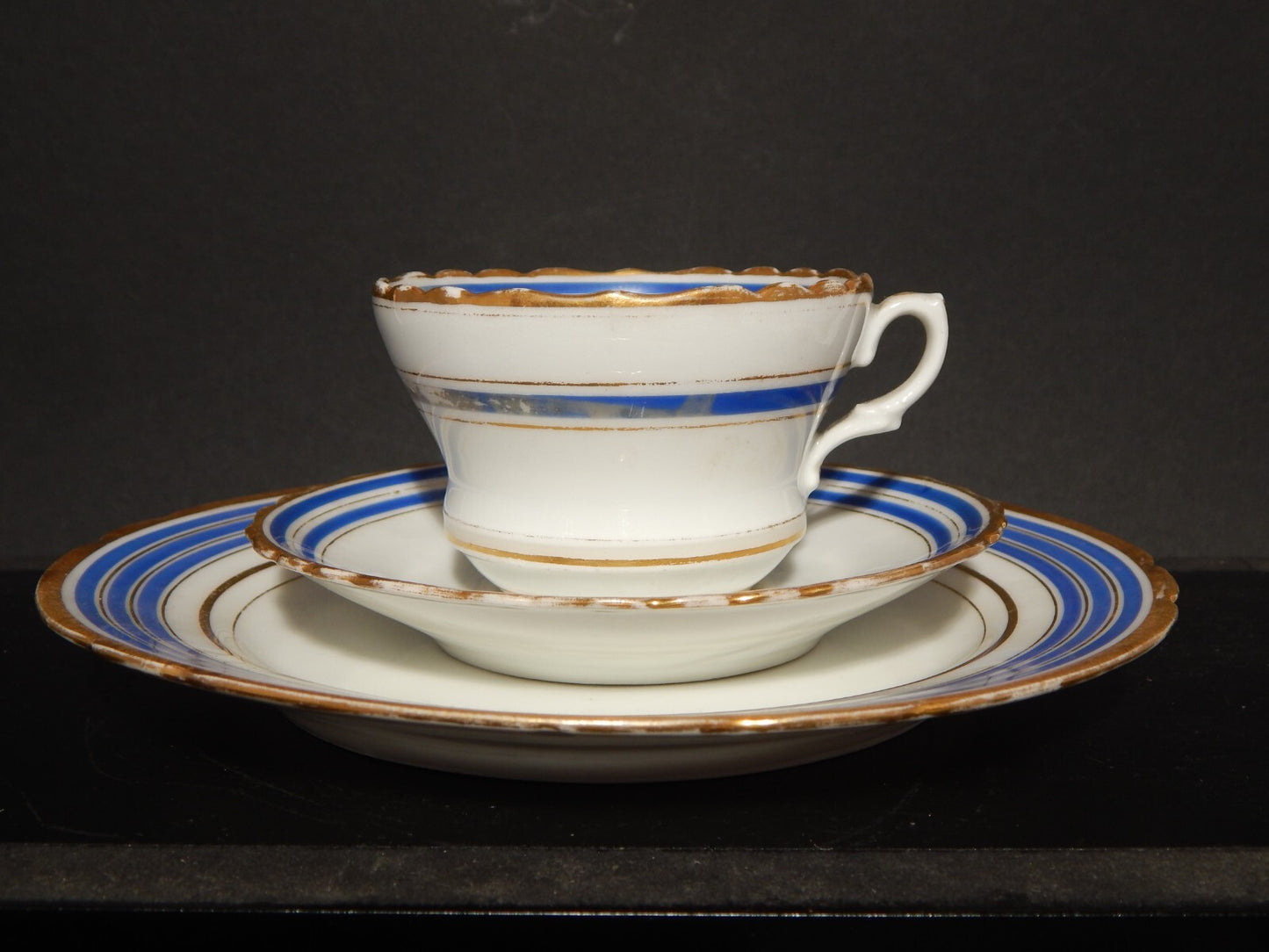 ANTICO TRIO TAZZA TE' 2 PIATTI IMPERO PORCELLANA PARIGI DECORO BLU ORO PRIMO 800