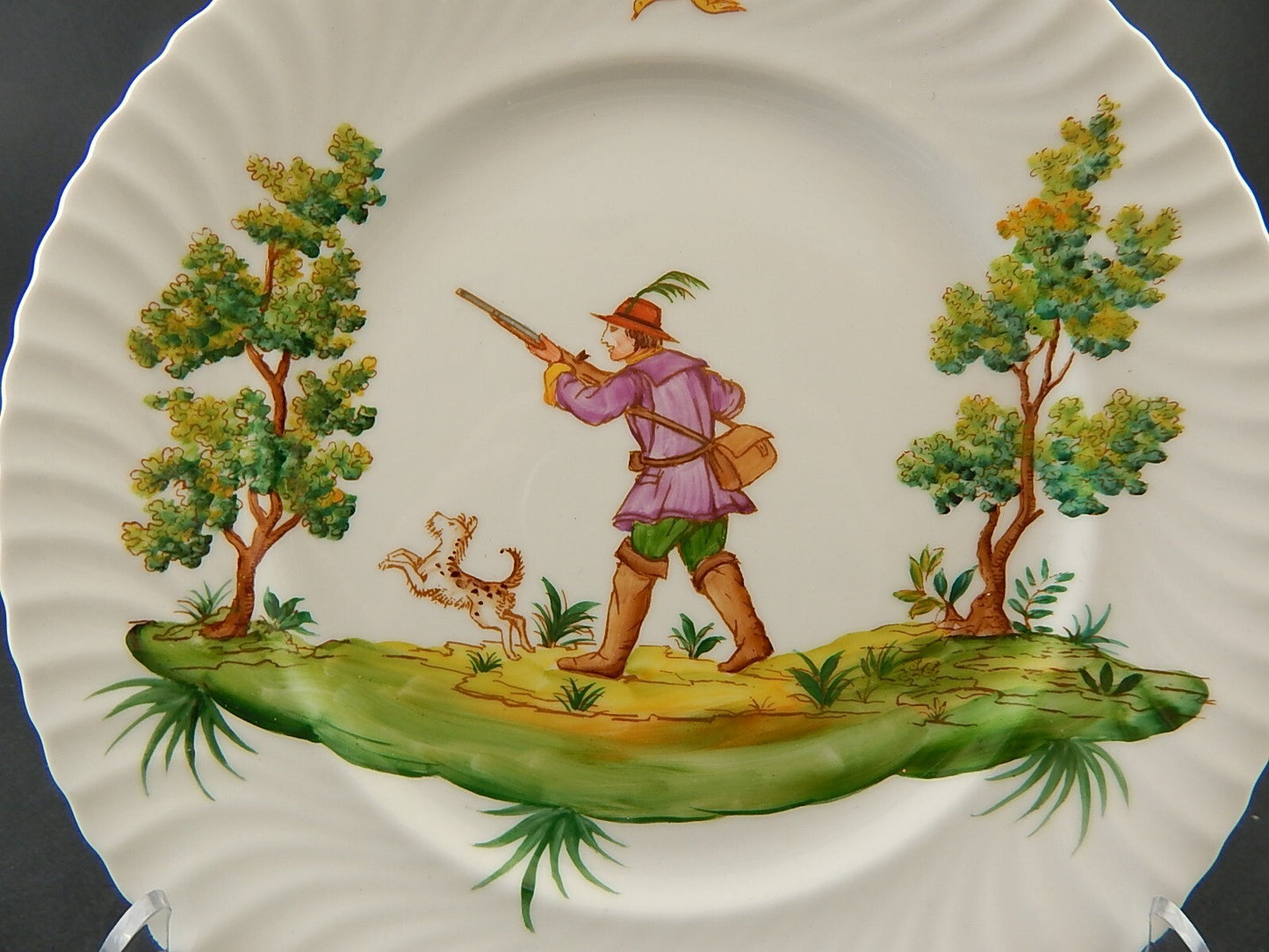 PIATTO PORCELLANA DIPINTO ARTE MORBELLI VECCHIO MILANO VITA POPOLARE CACCIATORE