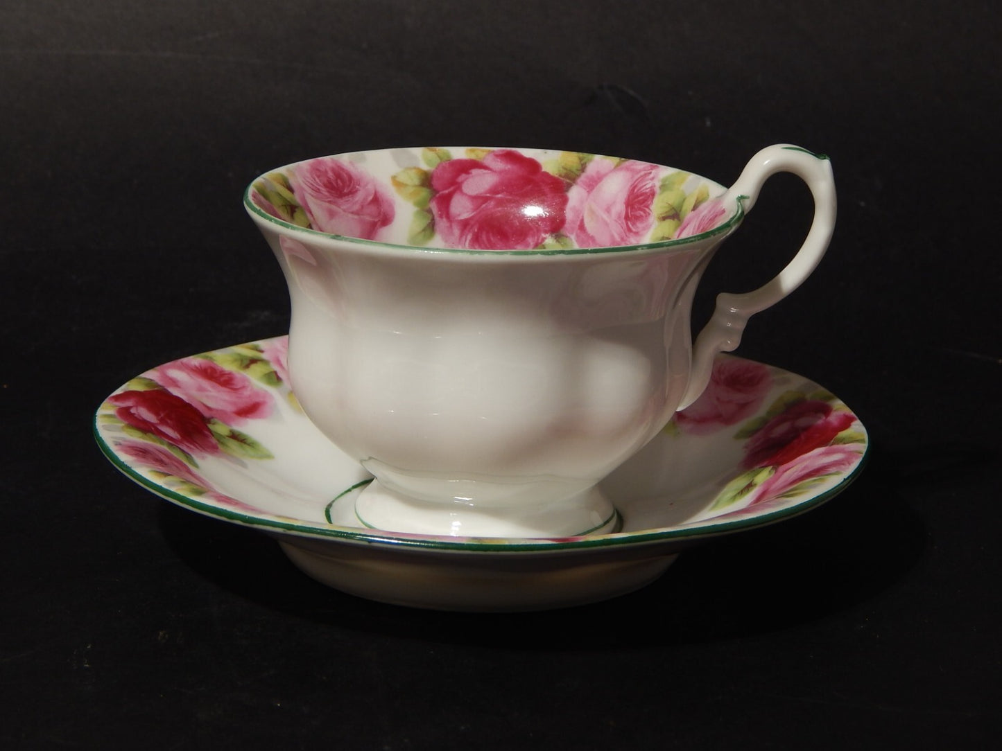 ANTICA RARA TAZZA DA TE' CON ROSE PORCELLANA CARL TIELSCH ALTWASSER SILESIA 1930