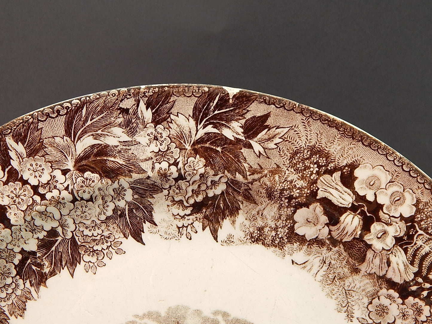 ANTICO PIATTO PORTATA VASSOIO PORCELLANA MANIFATTURA VENETA DECORO FERRARA