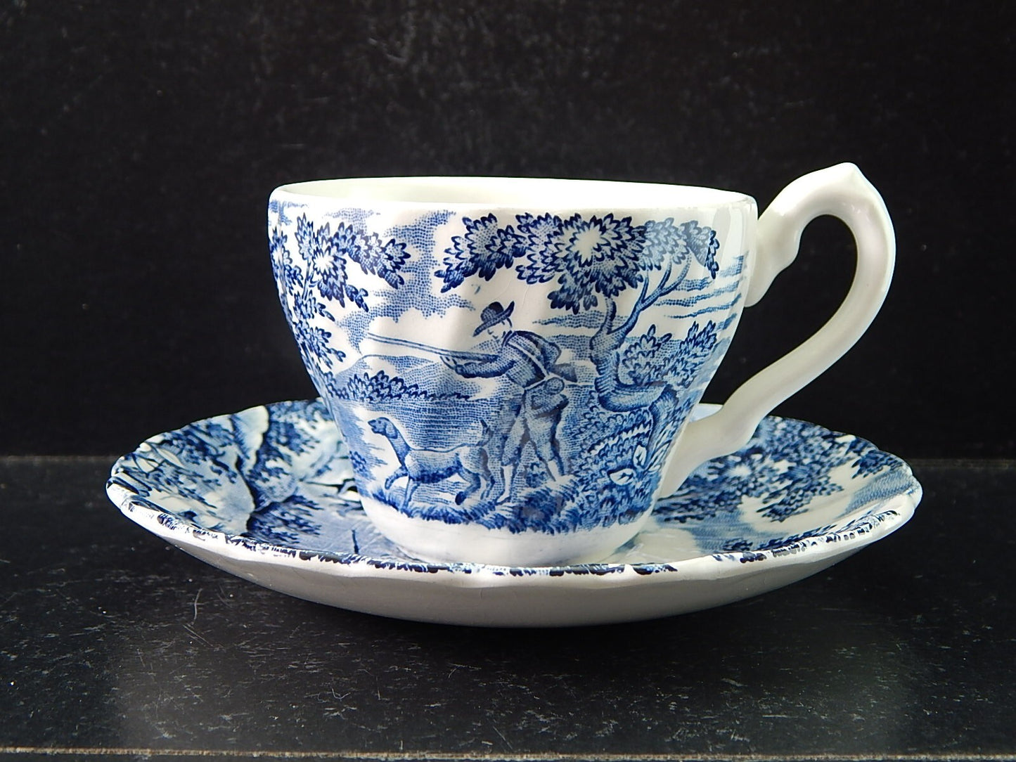 VINTAGE CERAMICA TAZZINA THE HUNTER MYOTT POTTERY ENGLAND IL CACCIATORE #2127