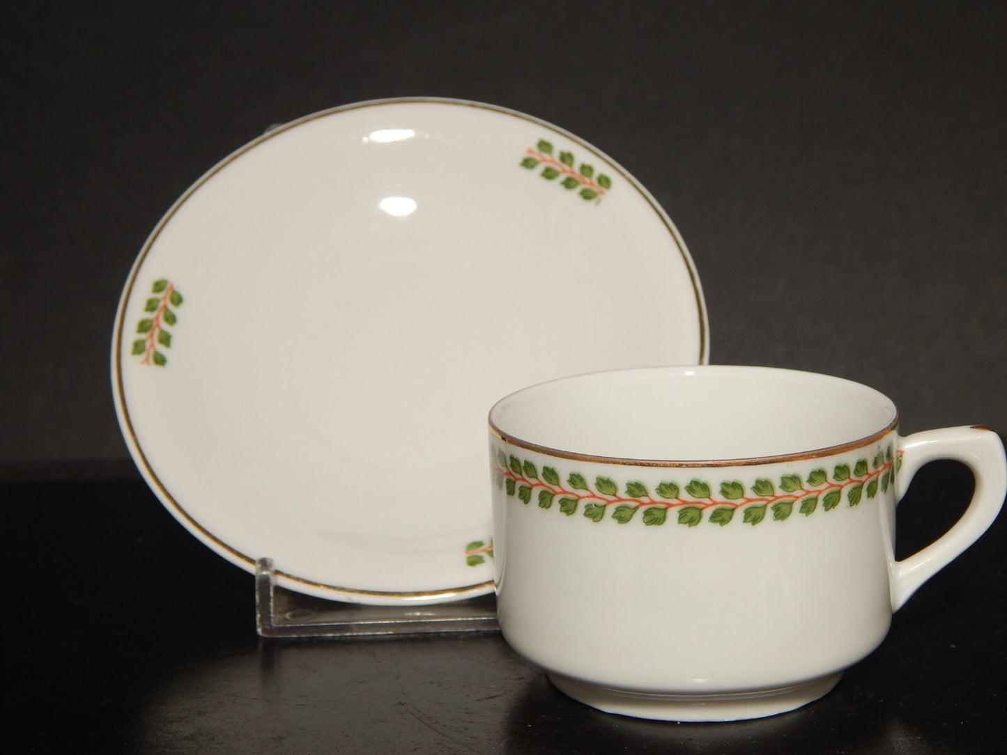 ANTICO IMPERO SERVIZIO CAFFÈ PORCELLANA BIANCA GHIRLANDE PICCOLE FOGLIE VERDI