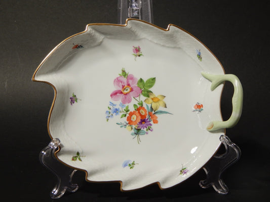 PREZIOSA PORCELLANA HEREND PIATTO A FOGLIA DIPINTO A MANO COLLEZIONE BOUQUET