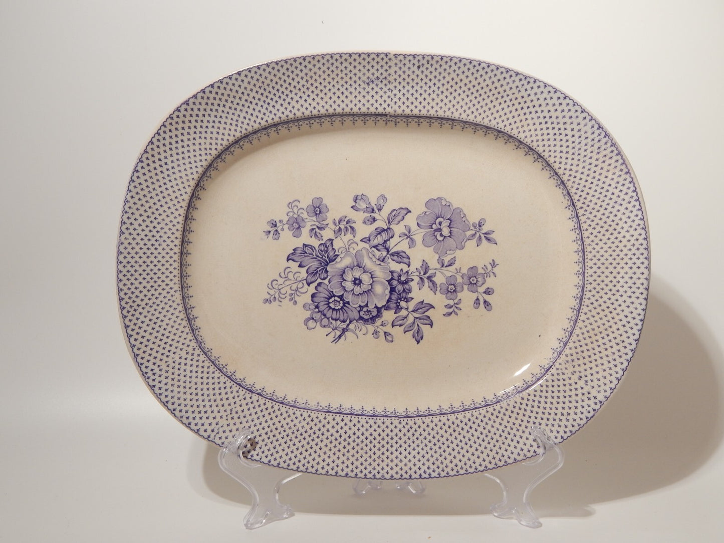 ANTICO RARISSIMO VASSOIO VITTORIANO CERAMICA PRIMAVESI 1860 ERMINE BORDER VIOLA