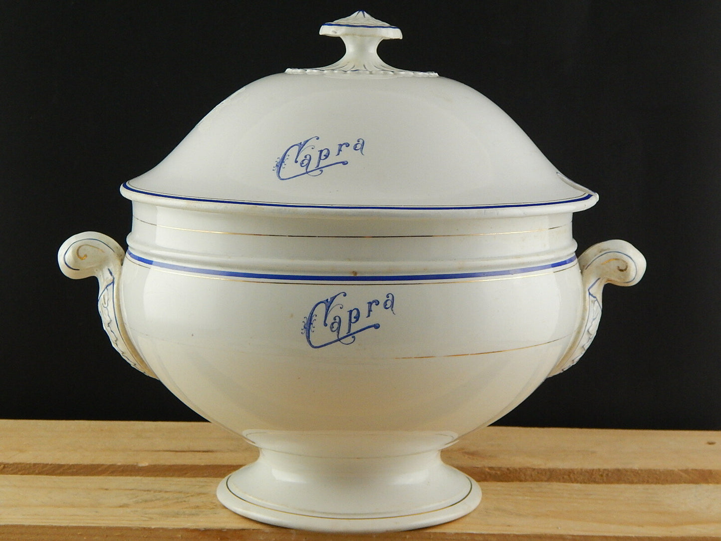 ANTICA ZUPPIERA CERAMICA RICHARD MILANO FINE 800 BIANCO BLU PERSONALIZZATA CAPRA